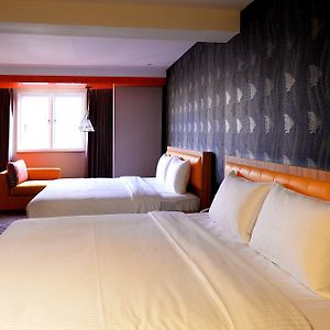 Deluxe Family Suite